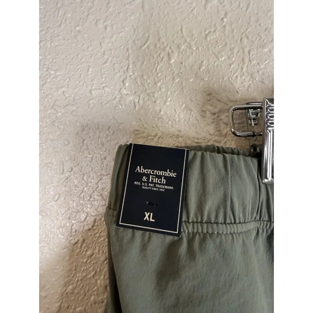 Abercrombie & Fitch Shorts Men's A&F Saturday Short XL Gray 9